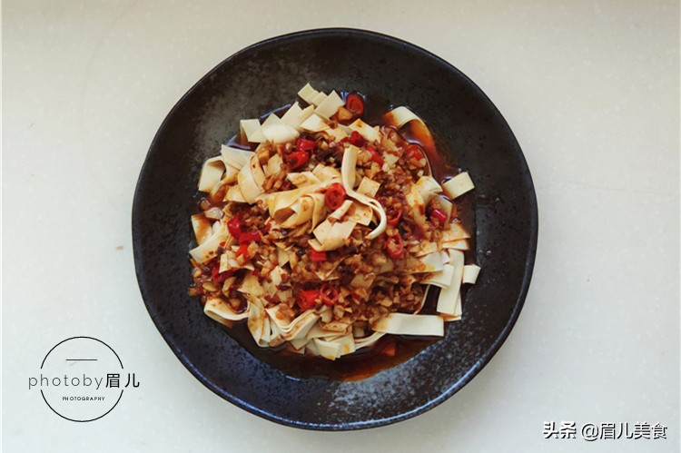 豆腐皮上桌凉拌一家人,豆腐皮的12种吃法视频