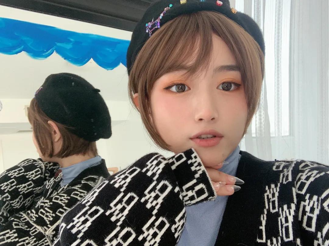 几千元的假发实际效果,为什么网上买的假发很便宜