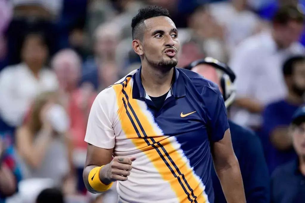 新闻丨费德一人慢热一人受伤小兹维列夫化身拜仁8号