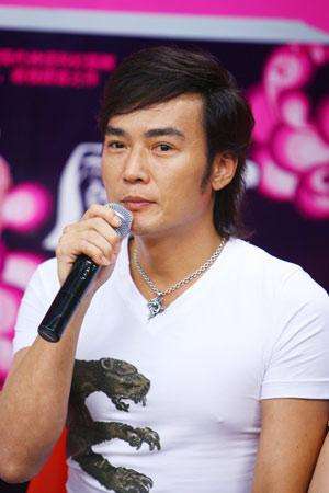 焦恩俊的两妻三子：遭背叛为女儿净身出户，二婚冷战2年再爆危机