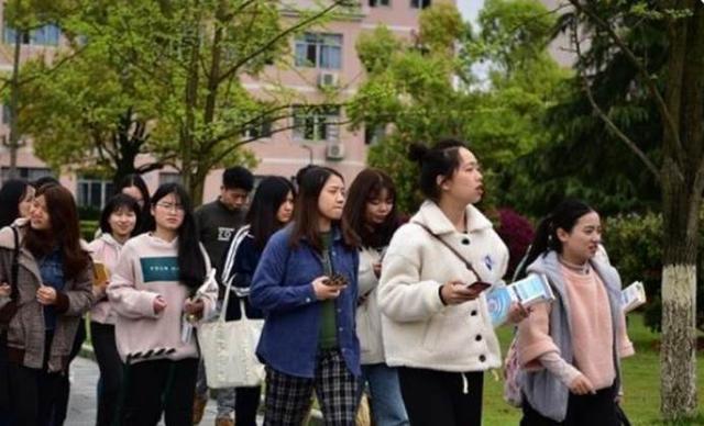 填报志愿就业前景好的专业,临床医学什么专业最容易就业