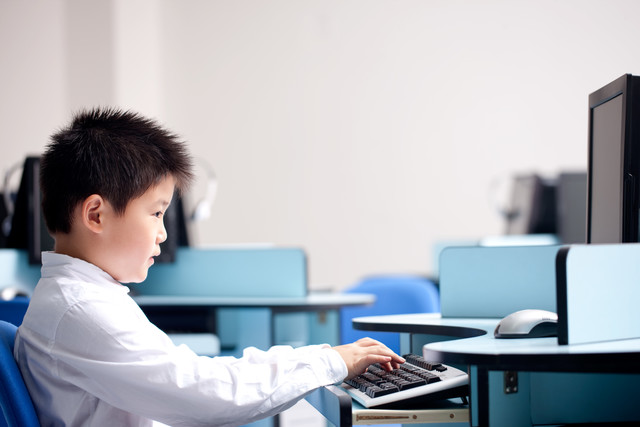 自媒体怎么开稿赚钱,自媒体写作新手怎么入门赚钱