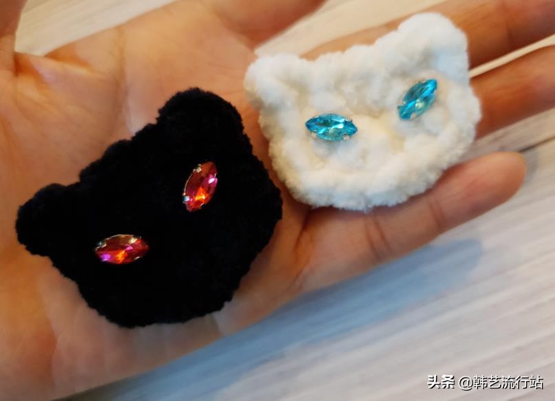 漂亮的钩针饰品,钩针小饰品教程图解