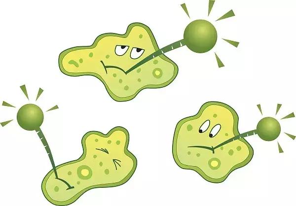 小孩吃了药还是高烧不退怎么办,儿童喉咙发炎高烧不退吃什么药