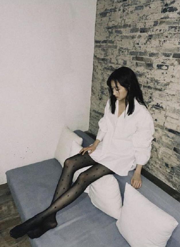 关晓彤晒甜美自拍极光之恋,关晓彤晒男友视觉美照