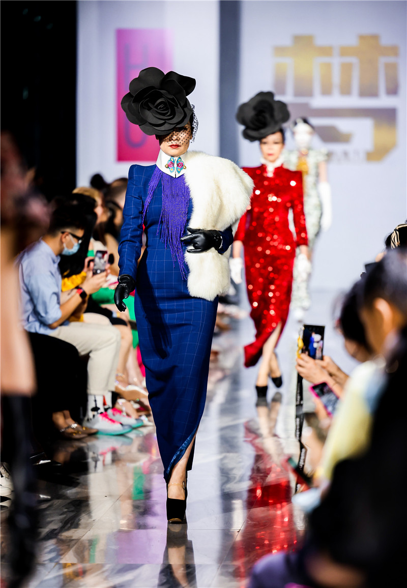 胡社光新中式旗袍走秀视频,胡社光时装发布会