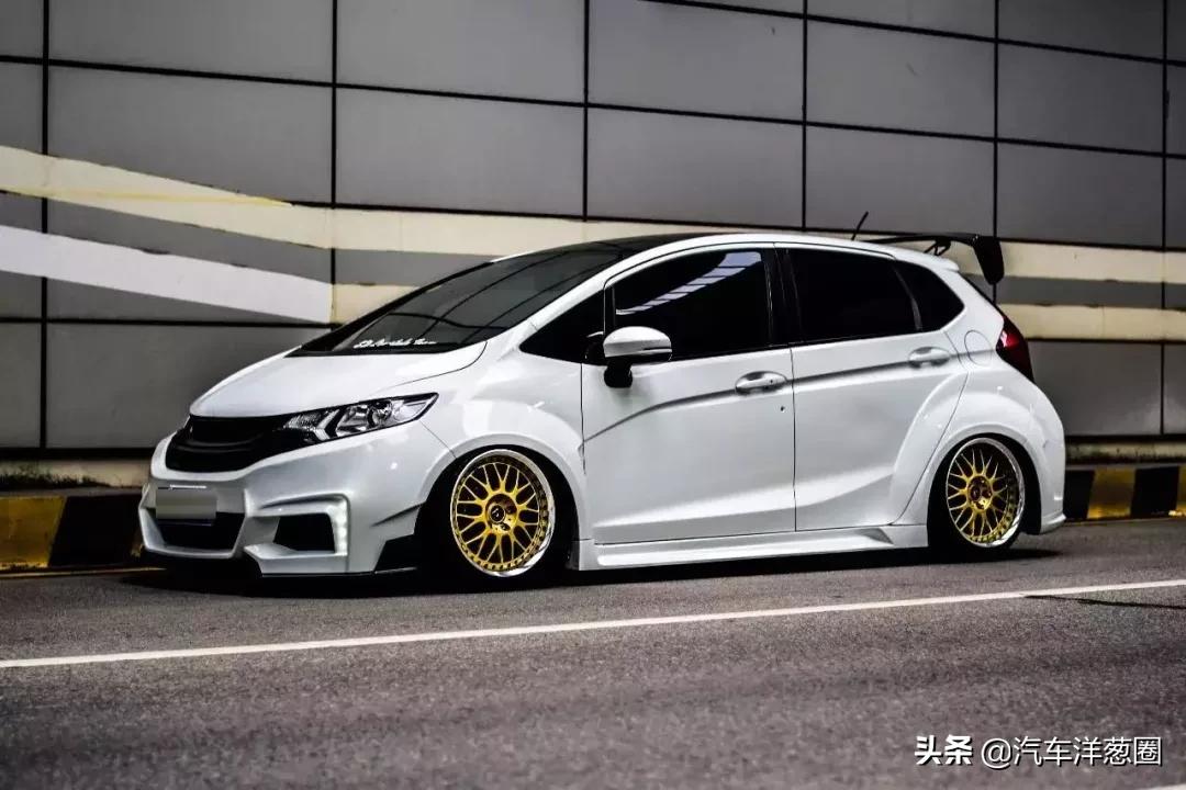 20年底盘冠军,保时捷都打不过它,如今月销236台,已活成限量版