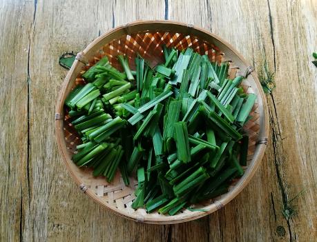 炒豆腐不要焯水,炒豆腐直接下锅