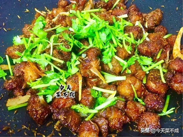 最地道的孜然羊肉,老北京孜然羊肉鲜香爽口焦香浓郁