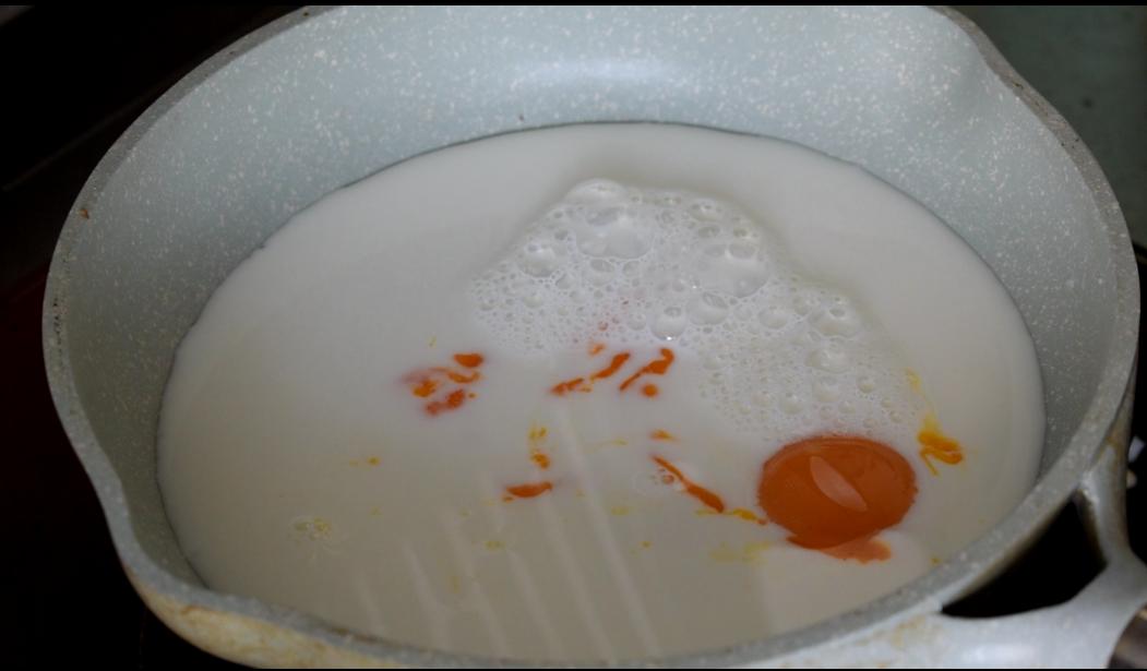 鸡蛋和牛奶怎么做给小孩吃,牛奶和鸡蛋可以做什么教程