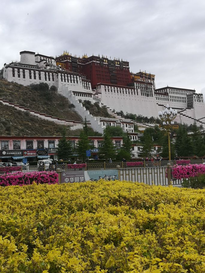 带你一起探索神秘的布达拉宫,去神秘的拉萨看最美的布达拉宫