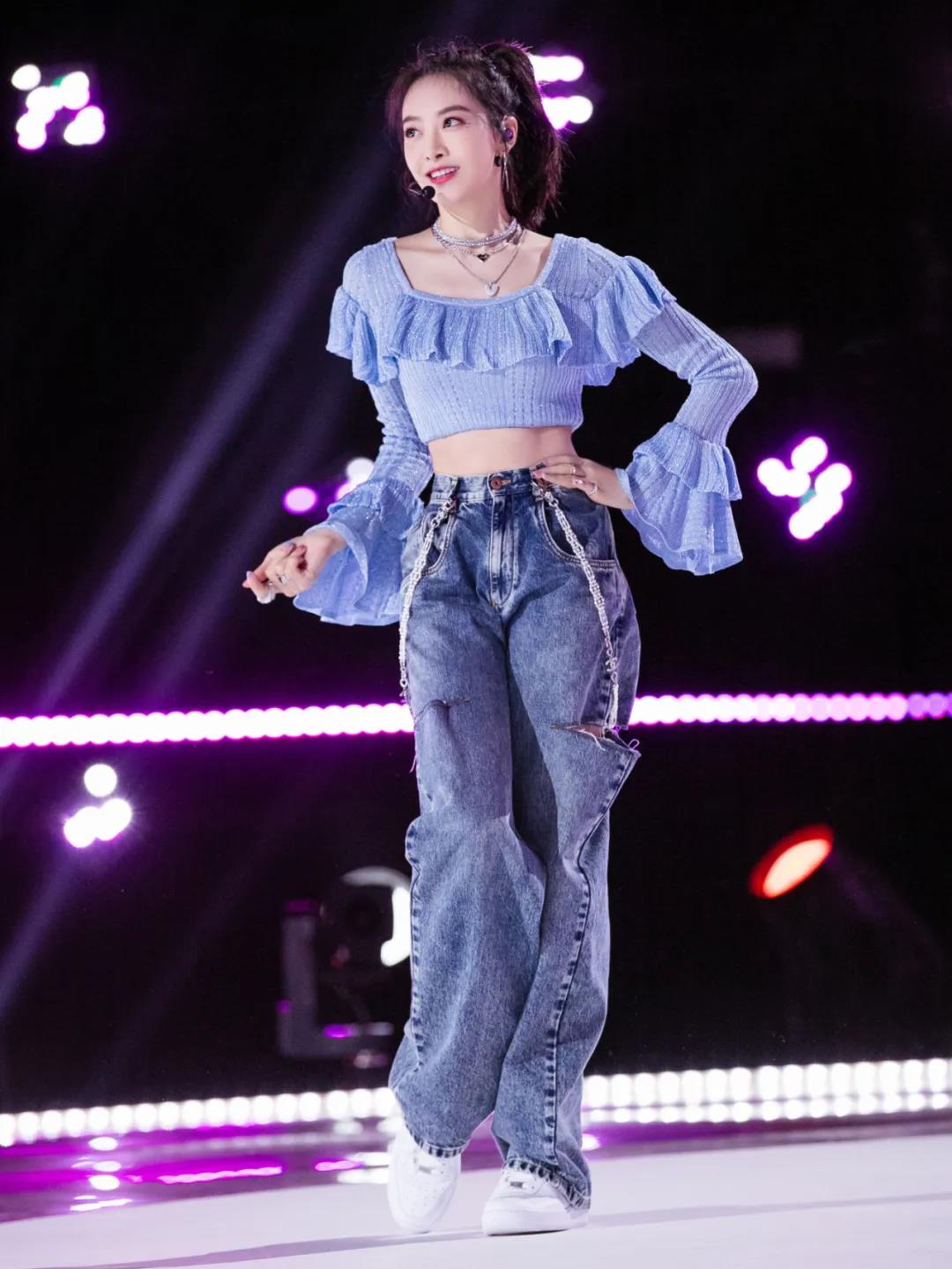 平底鞋高跟鞋怎么搭配,平底鞋对比高跟鞋穿搭