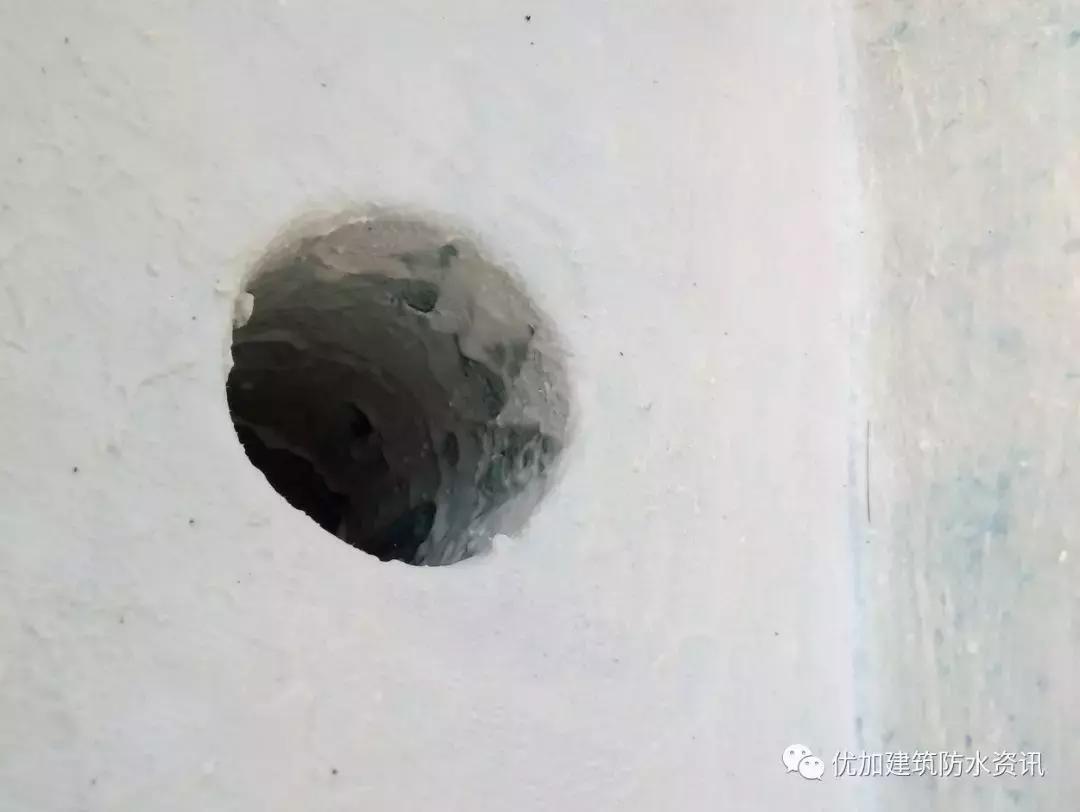 金属水槽渗水怎么补救,水槽底下接口漏水怎么补救
