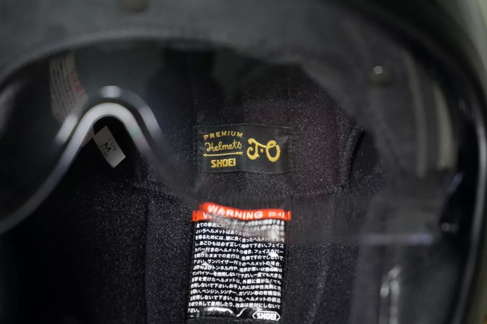 shoei揭面盔neotec1和neotec2,shoei复古盔体积大不大