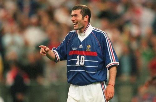 从巴吉奥到范戴克,说一说球员译名的过去和现在