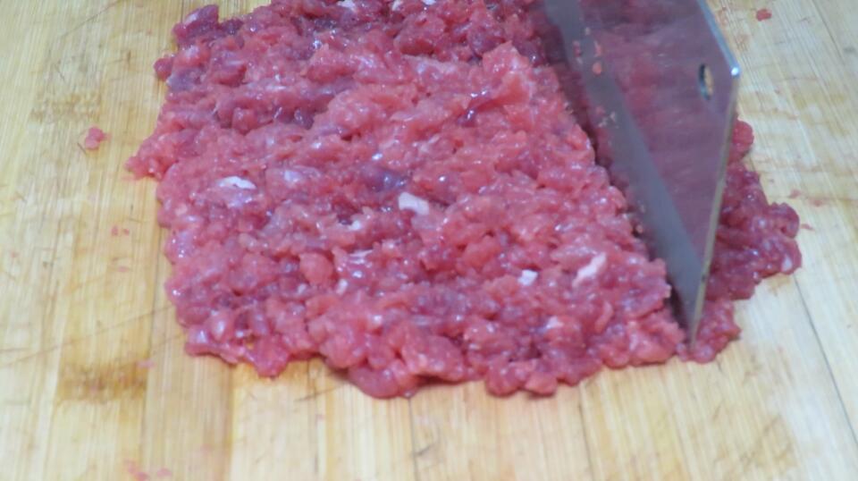 香菇牛肉酱制作绝密配方视频,教你在家制作牛肉香菇酱香辣下饭