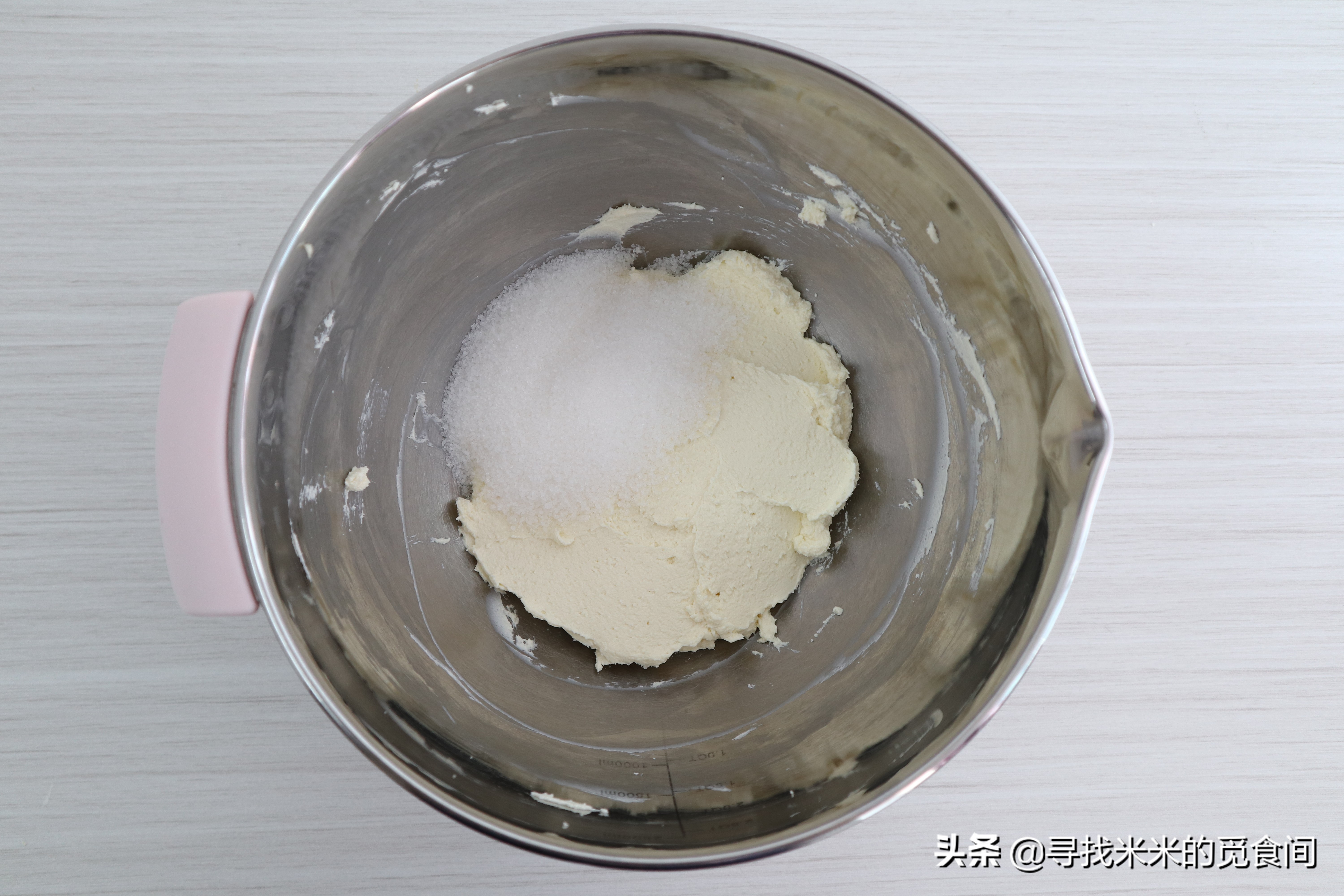 风靡ins的巴斯克芝士蛋糕配方曝光,正宗烘焙8寸巴斯克芝士蛋糕做法