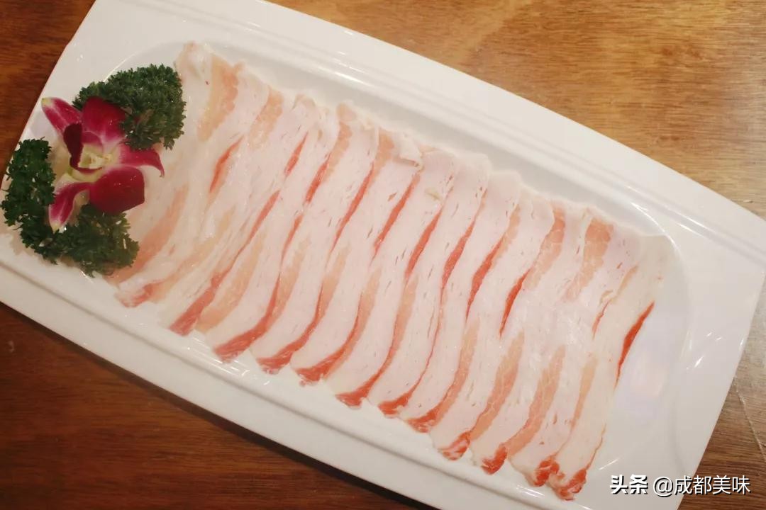 矮冬瓜的火锅店,矮冬瓜巴蜀笑星火锅