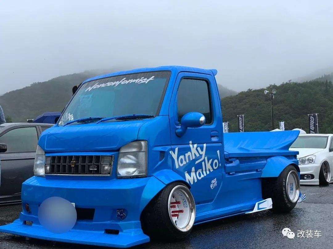 这动手能力也太强了！车友纯手工打造纯粹JDM小货车