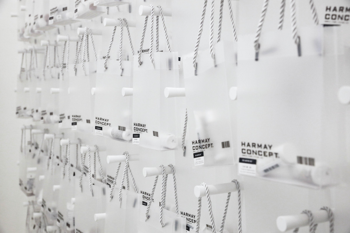 三里屯排长龙,三里屯美妆仓储店平价