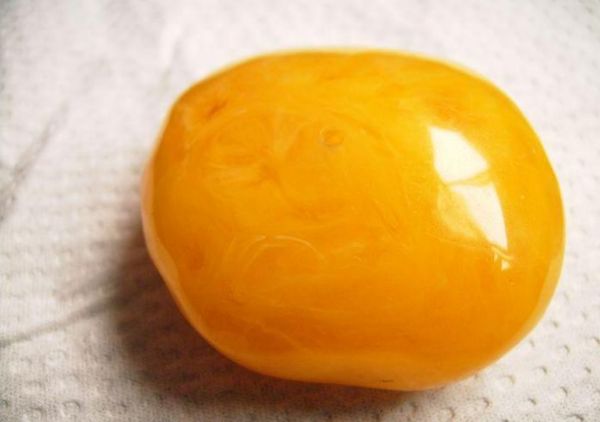 琥珀蜜蜡:不要谈“优”色变