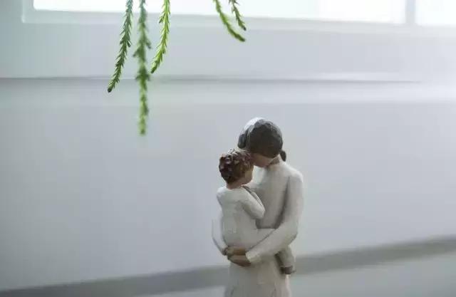 三观不合的婚姻永远沟通不了,两个人三观不合适合在一起吗