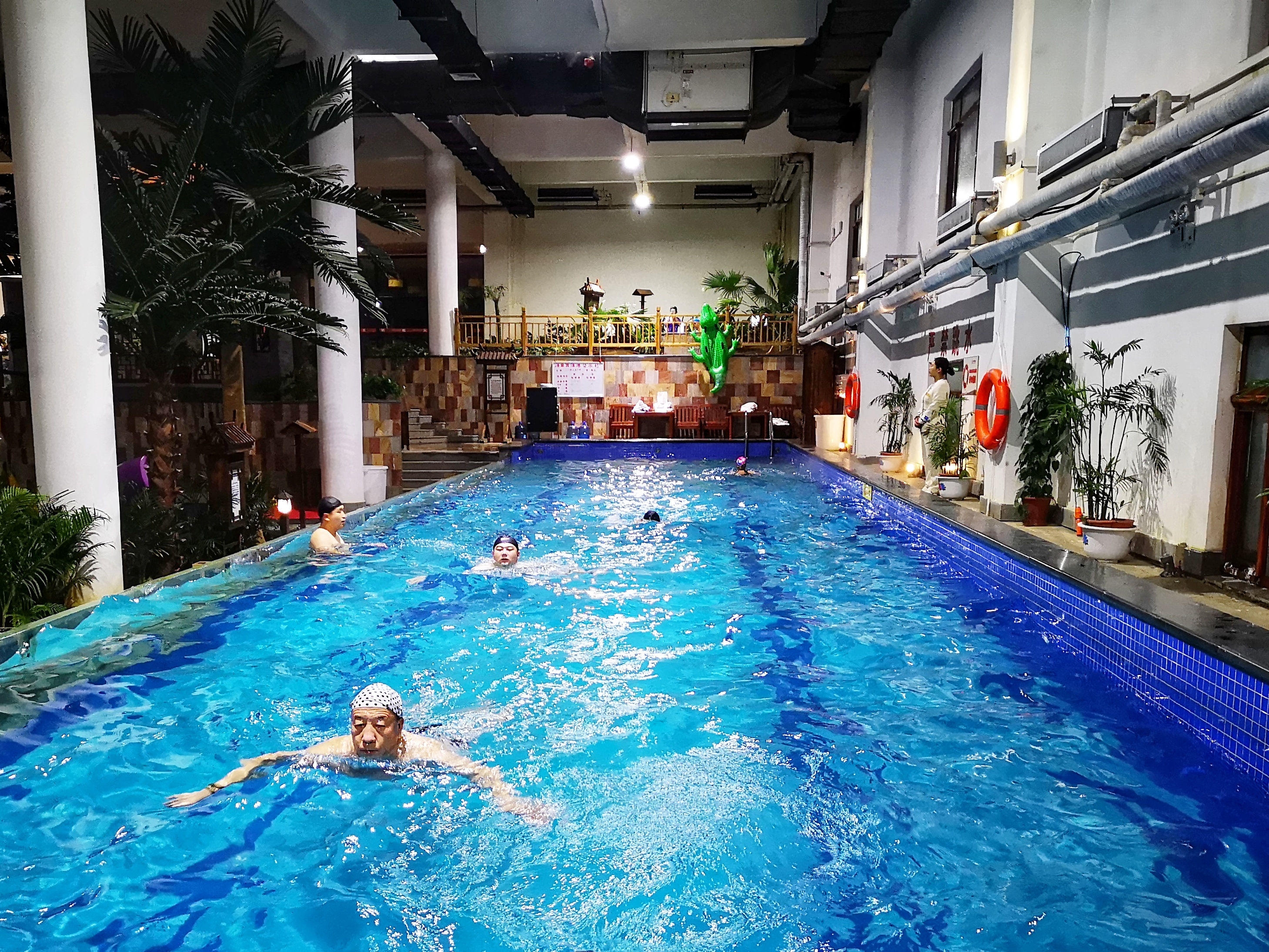 享帝王私浴，赏云雾仙境