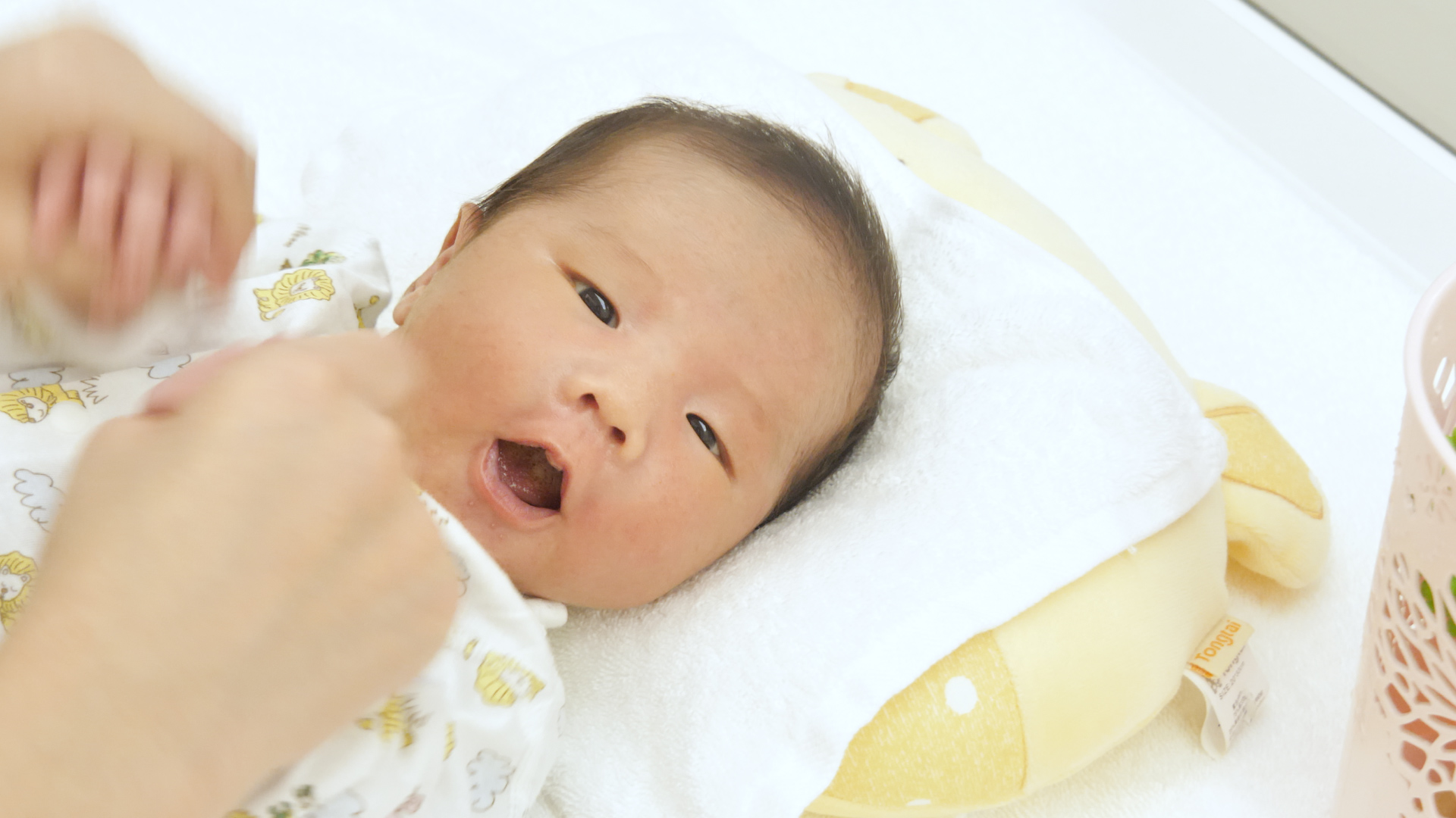 宝宝爽身粉会致癌吗,爽身粉会对婴儿有早熟的危害吗