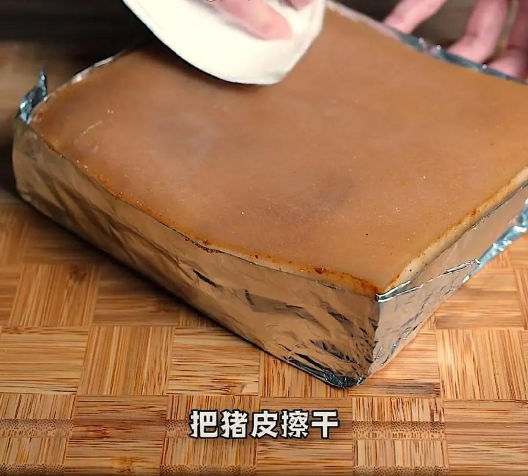 超香的脆皮五花肉,超好吃脆皮五花肉