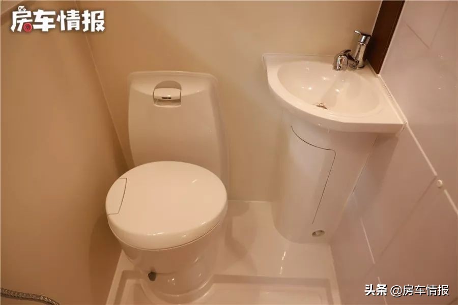 能上蓝牌最便宜的小型房车,b型房车价格15万左右柴油