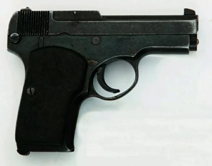 毛子玩机枪,毛子玩瓦罗兰特