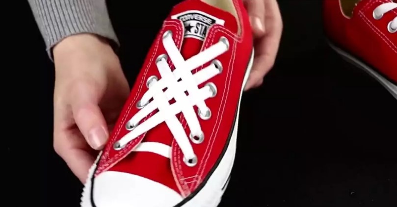 鞋带怎么绑回头率超高,鞋带太长系起来不好看怎么办