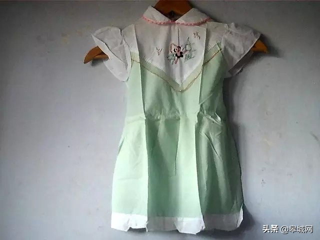 曾经这种衣服在六安夏天人手一件，穿过的都老了