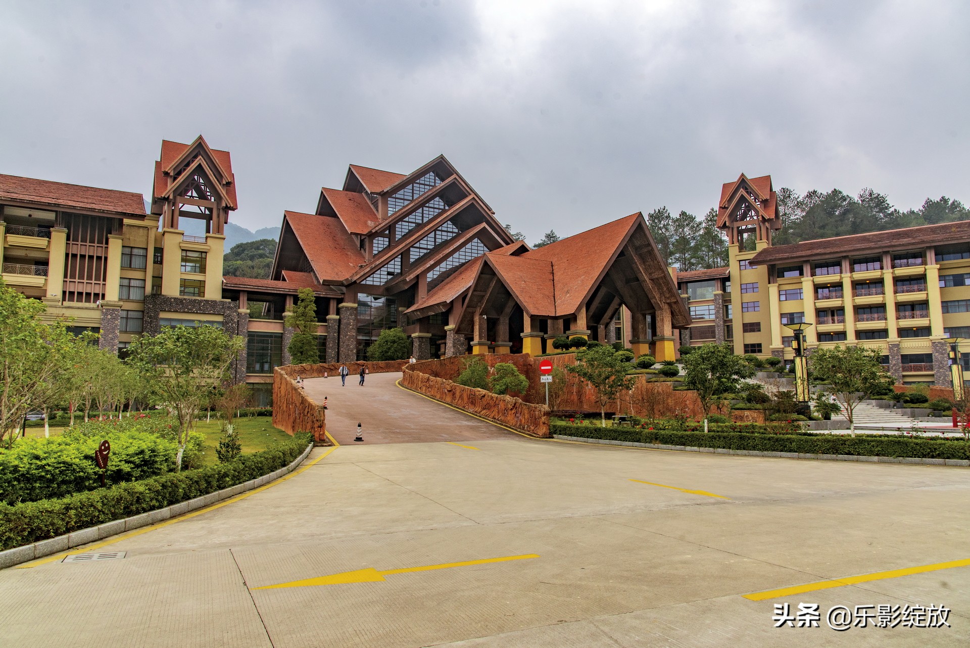 广州经律论文化旅游小镇,经律论文化旅游小镇电话