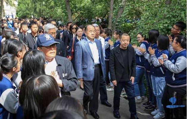 一个新闻追踪了20年,这是媒体对公共利益最好的守护丨*今条头日**月度优质长文