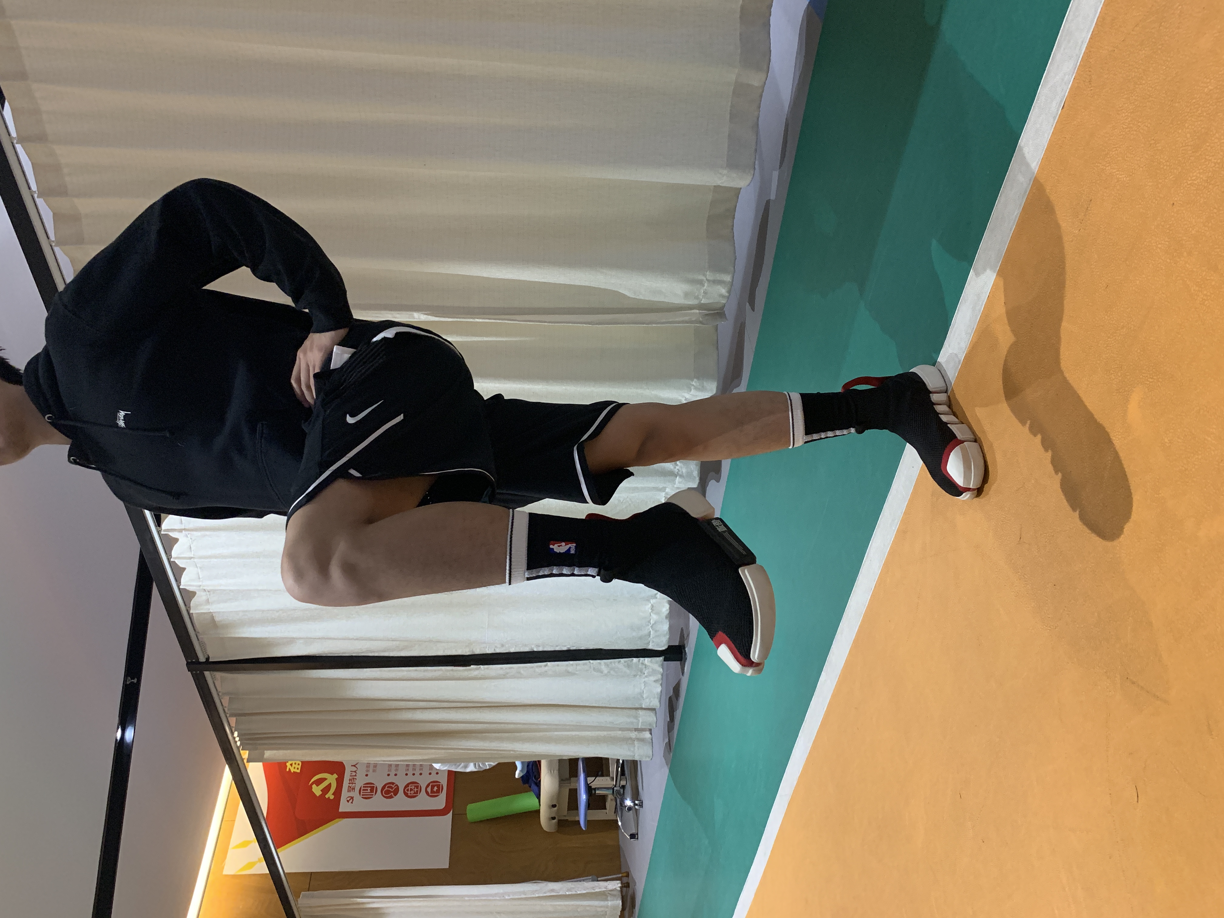 踝扭伤按摩,踝扭伤复位