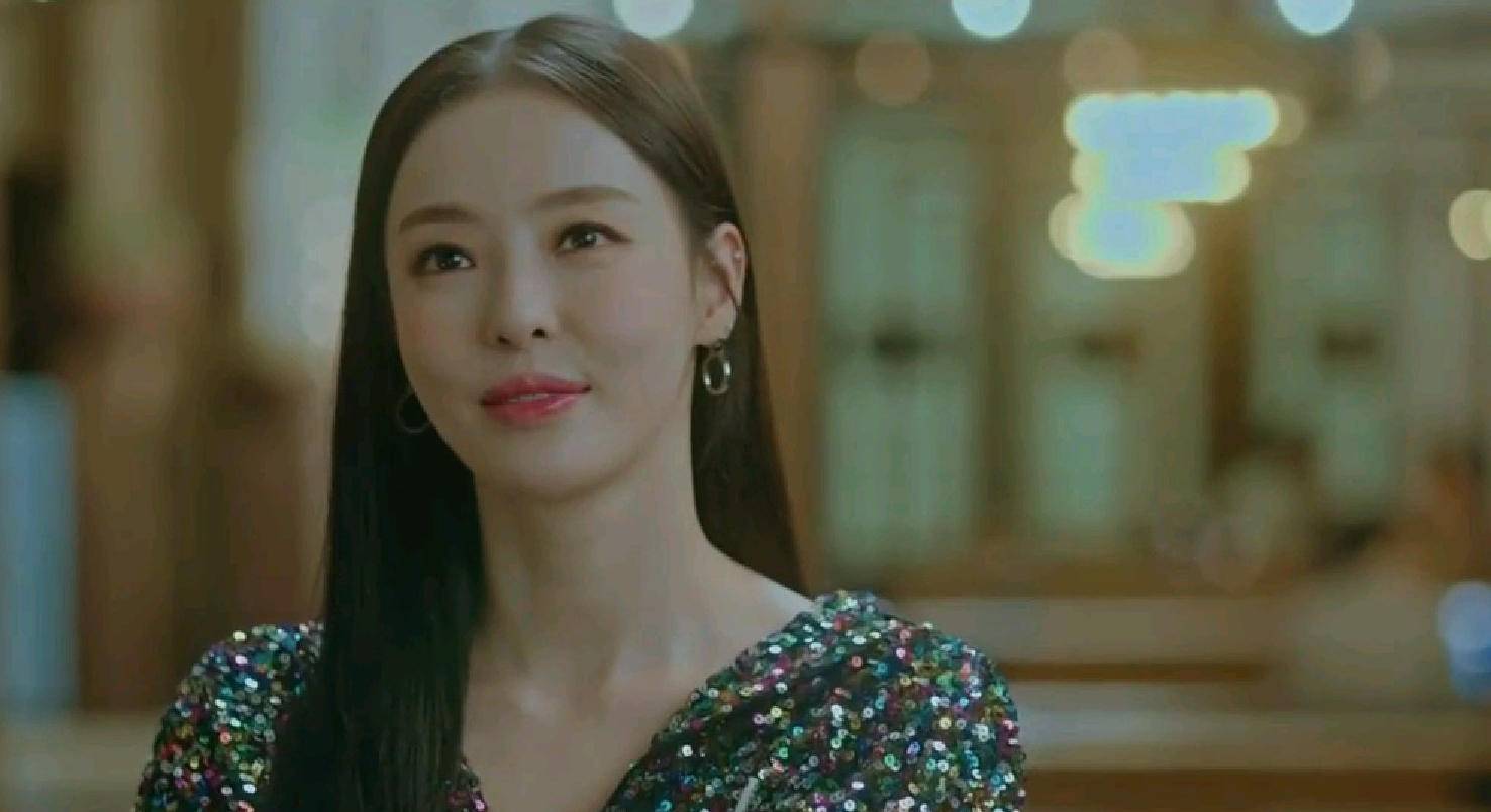 只有韩剧女主才会告诉你，圆脸姑娘，你们究竟适合戴什么耳环