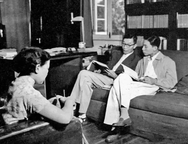 傅雷夫妇在家书中交流了哪些话题,傅雷对儿子的要求