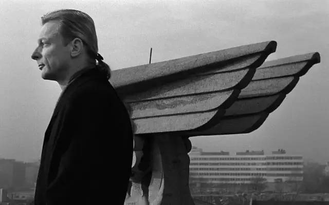 柏林苍穹之下,柏林墙之墙