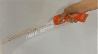 洗碗台有缝隙,发黑又发霉?装修师傅教你一招,5秒消灭霉菌污垢