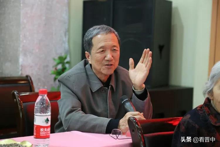 同题文：深切缅怀燕宝琛校长