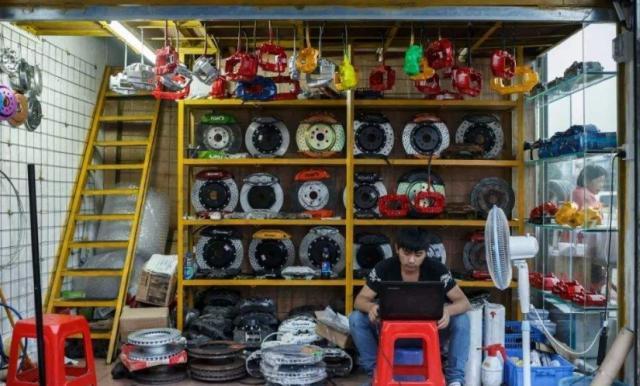 广东全国最大的汽配基地,全国最大的汽配市场