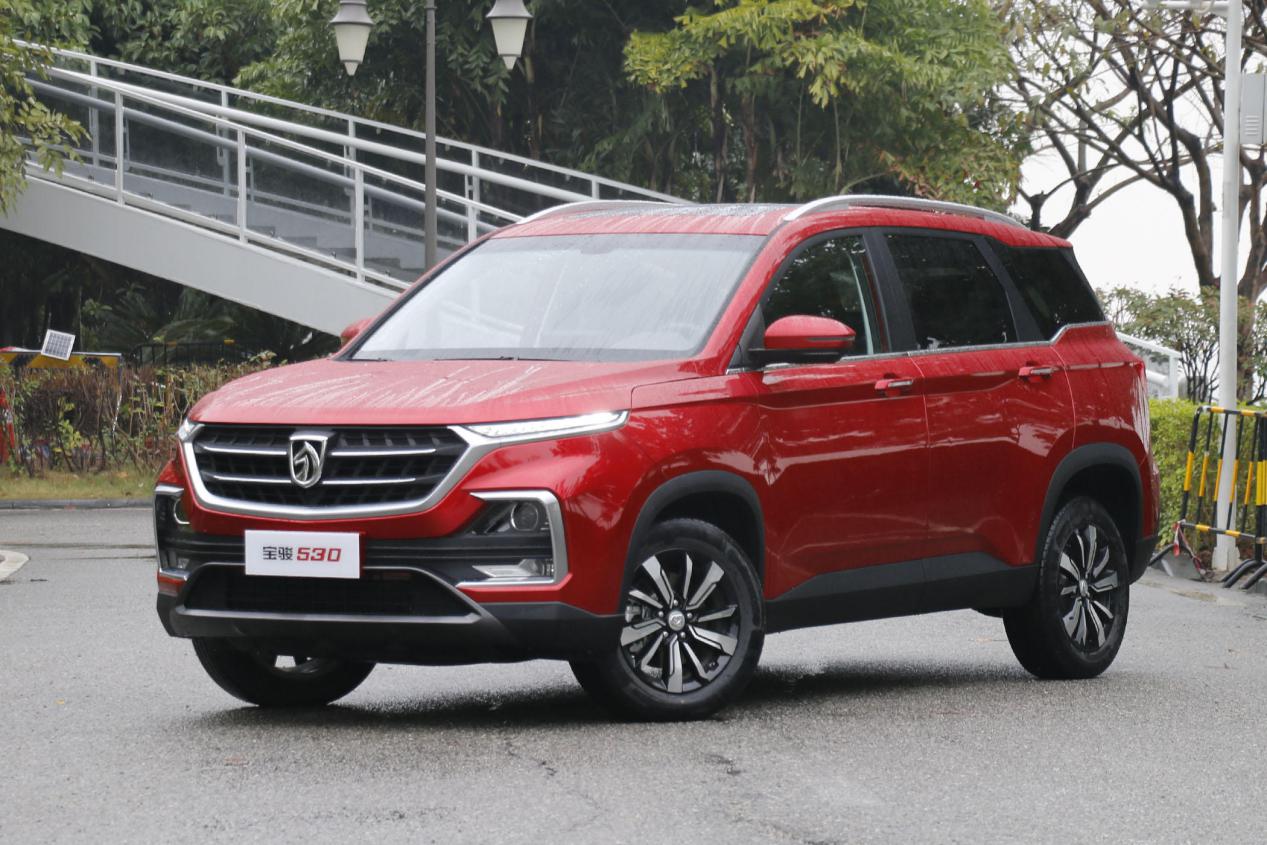 作为原版车出口全球,这款神车再次升级了!网友:可惜没用新车标