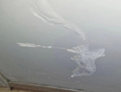 家里墙漆发霉用什么油漆修复,墙裂开发霉刷墙漆教程