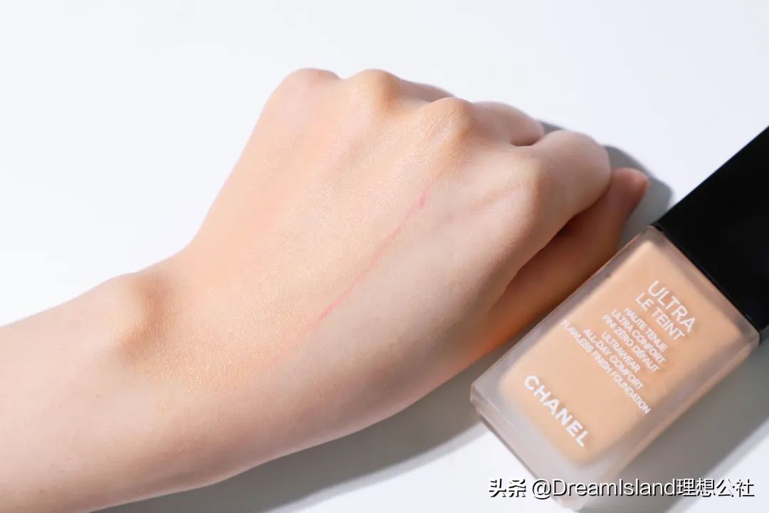 公认1000元左右贵妇级粉底液对比,带妆12小时的粉底液测评对比