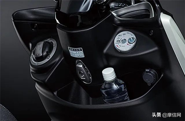 雅马哈小绵羊125摩托车踏板,雅马哈小绵羊踏板车