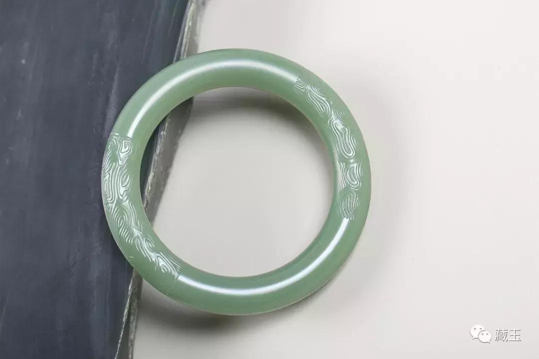 五个诀窍告诉你翡翠手镯怎么挑,玉手镯选购口诀