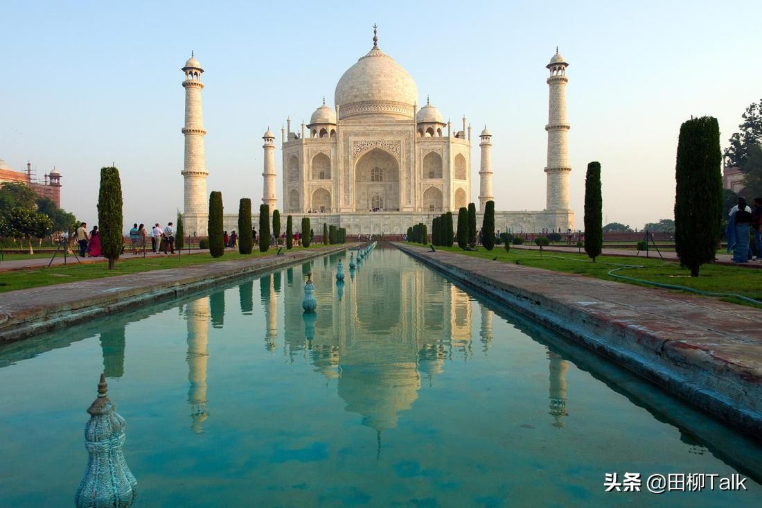 甘地死亡之谜,甘地火化殉葬骨灰