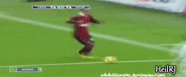 足球精灵罗纳尔迪尼奥精彩视频,追忆巨星2免费观看