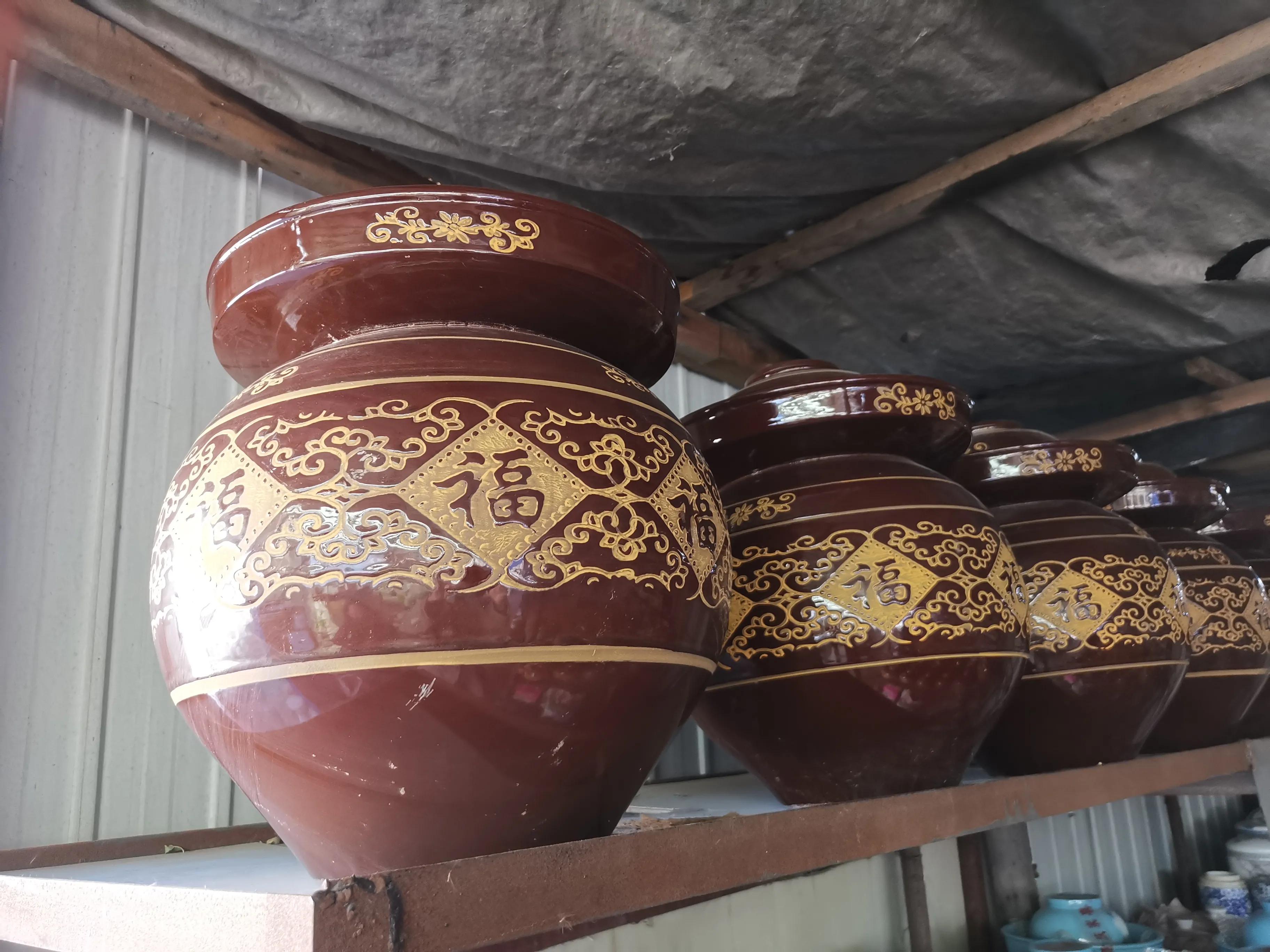 玻璃泡菜坛腌酸菜,泡菜缸里泡老坛酸菜